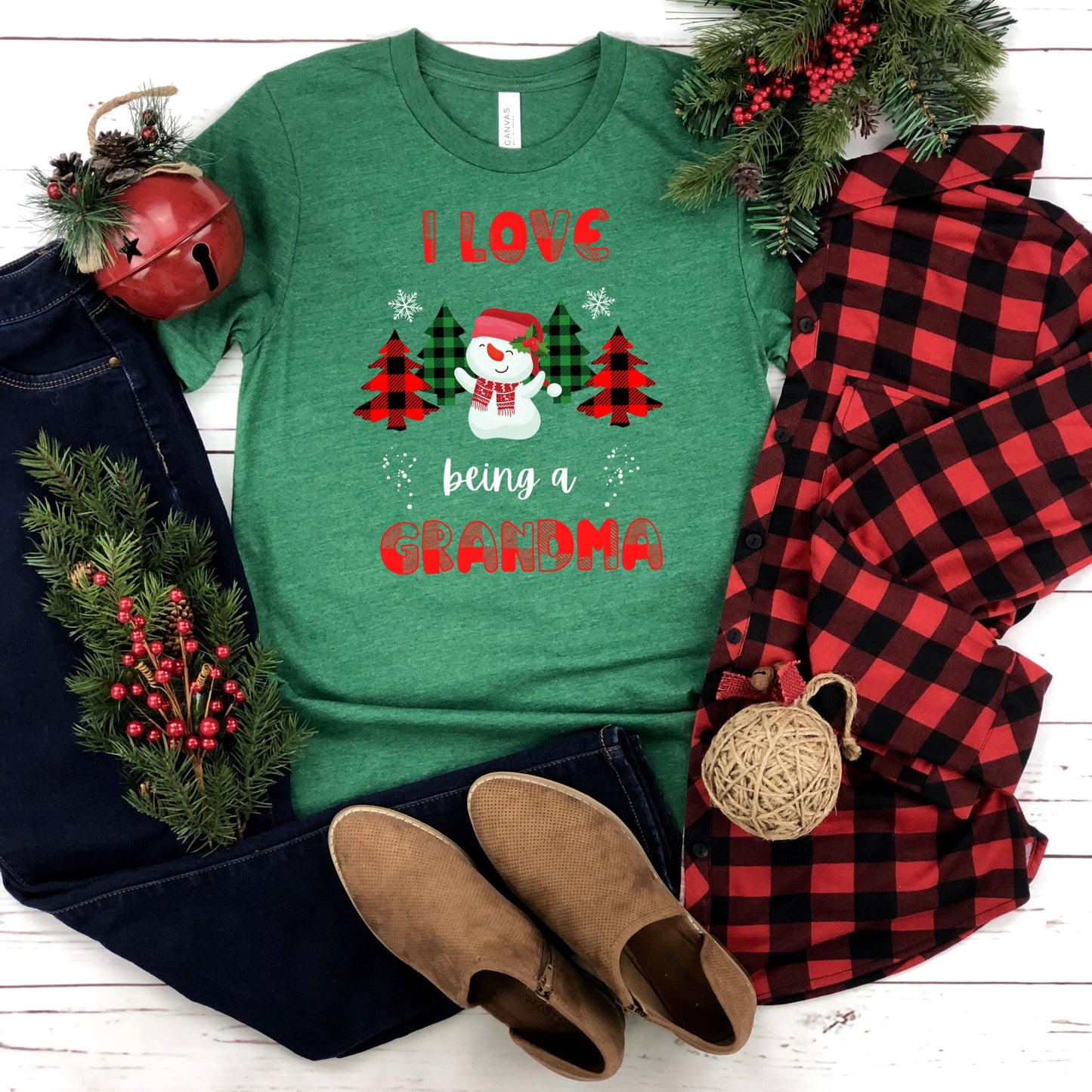 I Love Being A Grandma - T Shirt